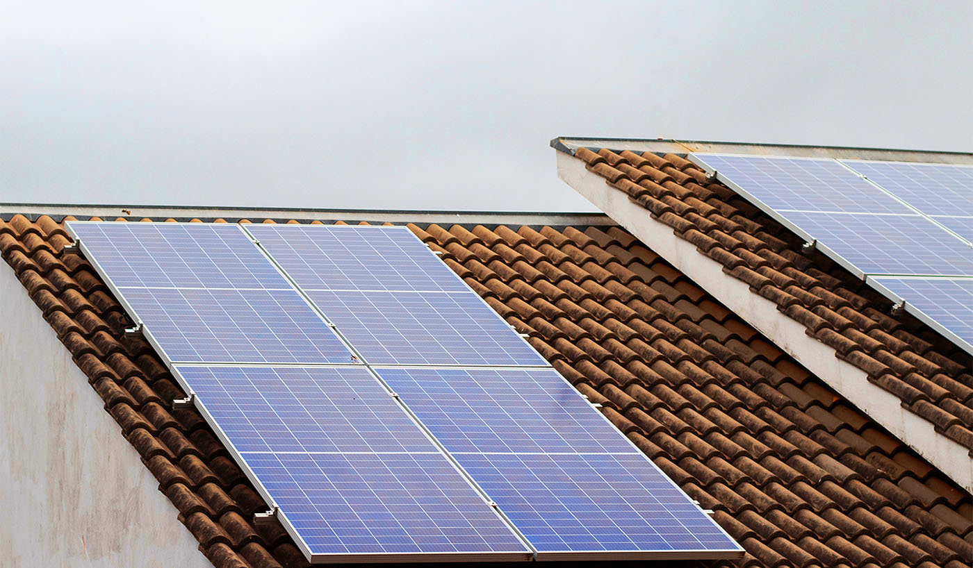 Do Solar Panels Work on Cloudy Days or At Night? Gexa Energy